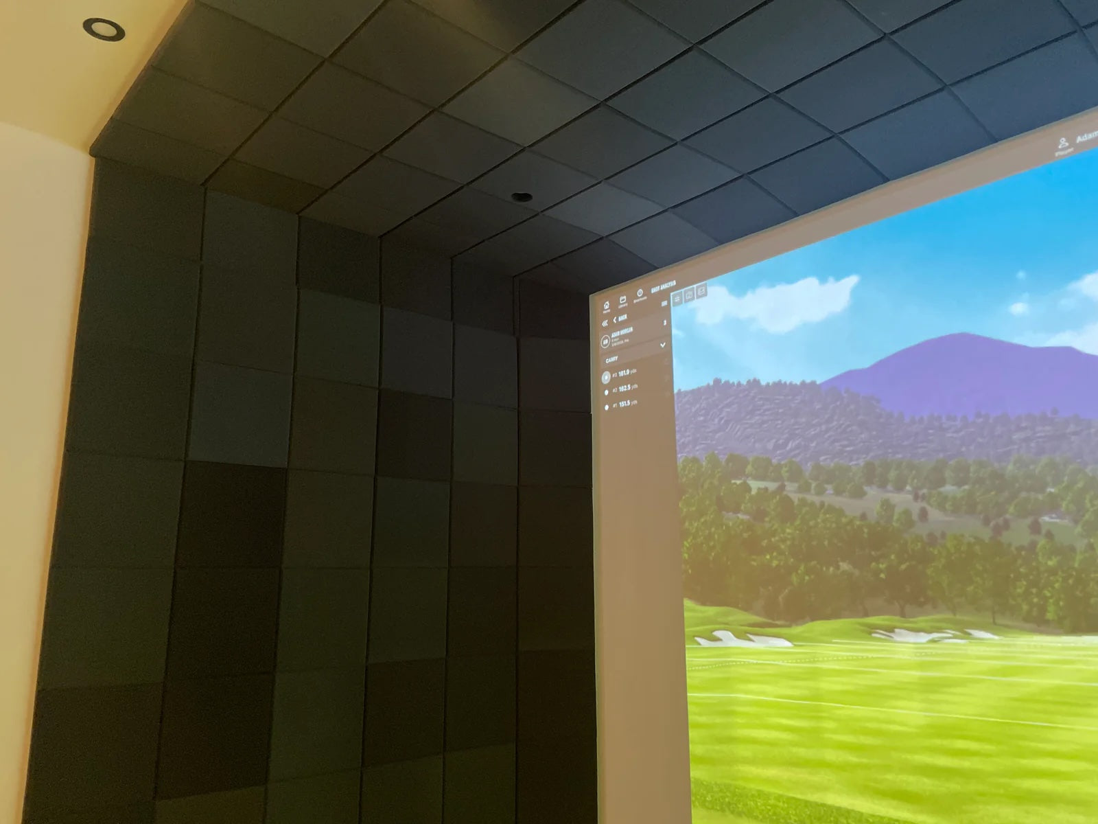 Gungho Golf Built In Simulator Screen Kit