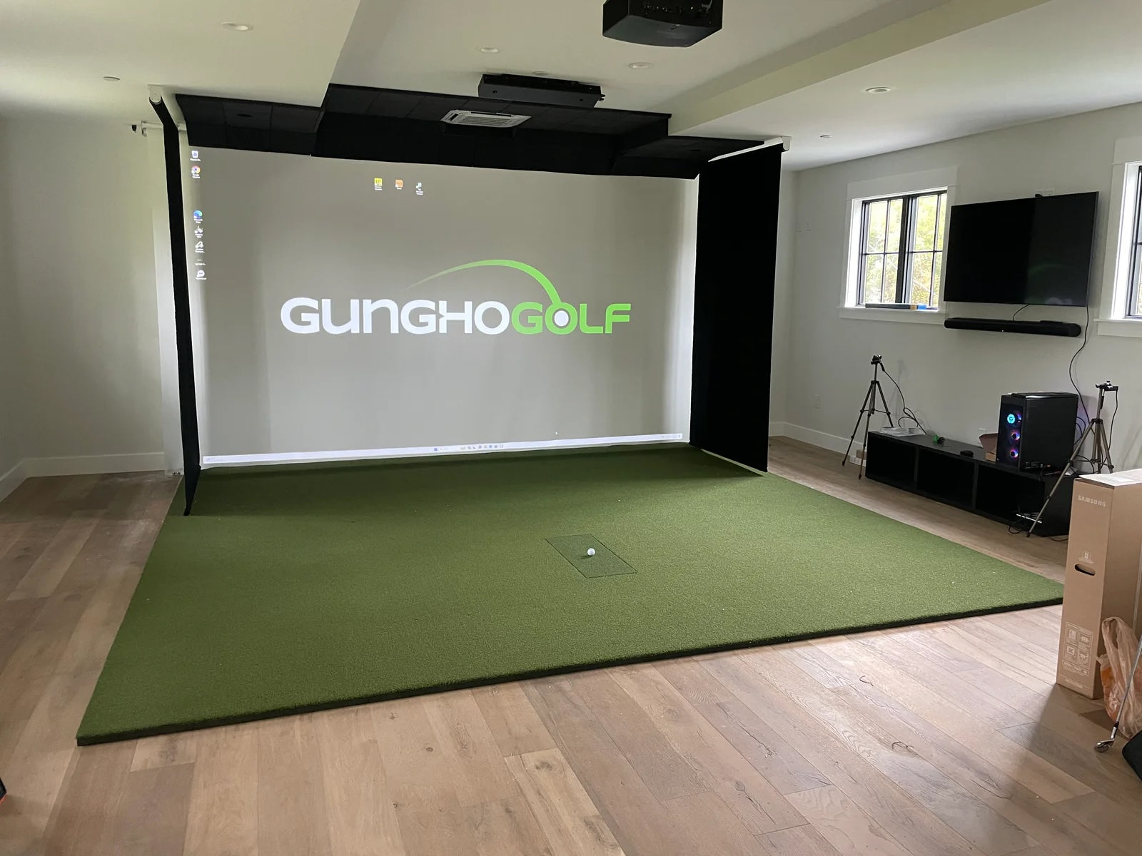 Gungho Golf Retractable Golf Impact Screen